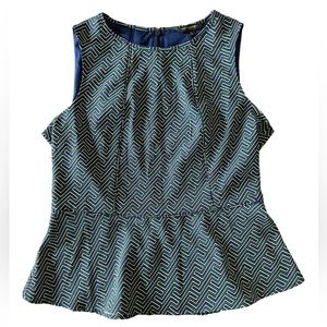Banana Republic Patterned Sleeveless Flare Blouse